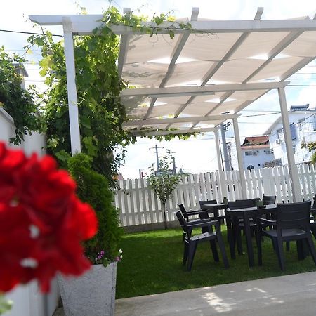 Vila Marius 2 Mai Exterior photo